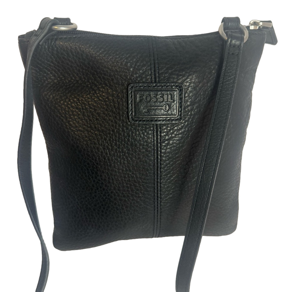 #238 Fossil Small Black Leather Crossbody Bag